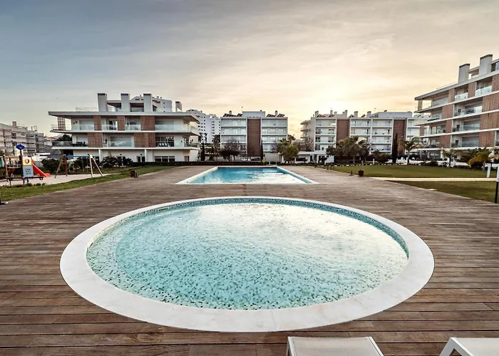 Albufeira Green Dream - Pool, Balcony & Bbq