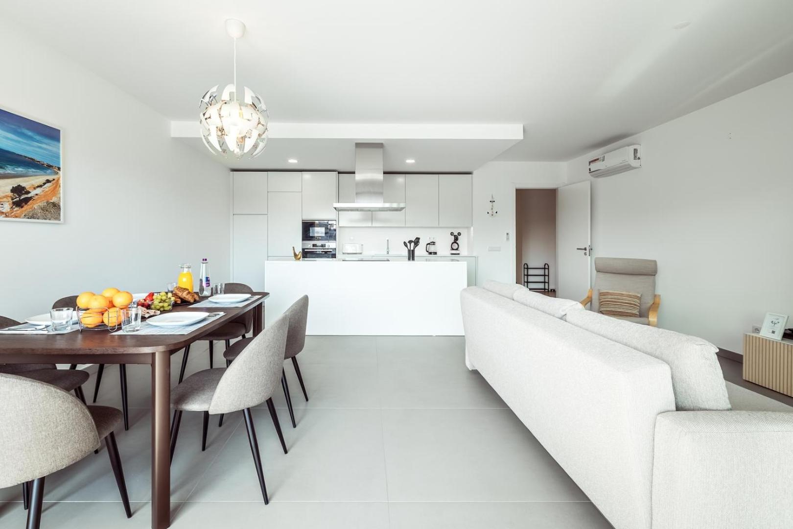 Appartement Dream - Pool, Balcony & Bbq